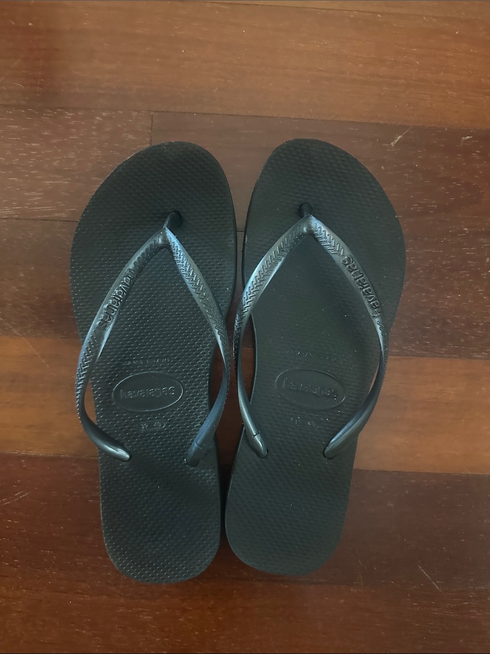 Havaianas Black Classic Slim Flip Flops